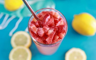 How to Make Easy Homemade Strawberry Lemonade